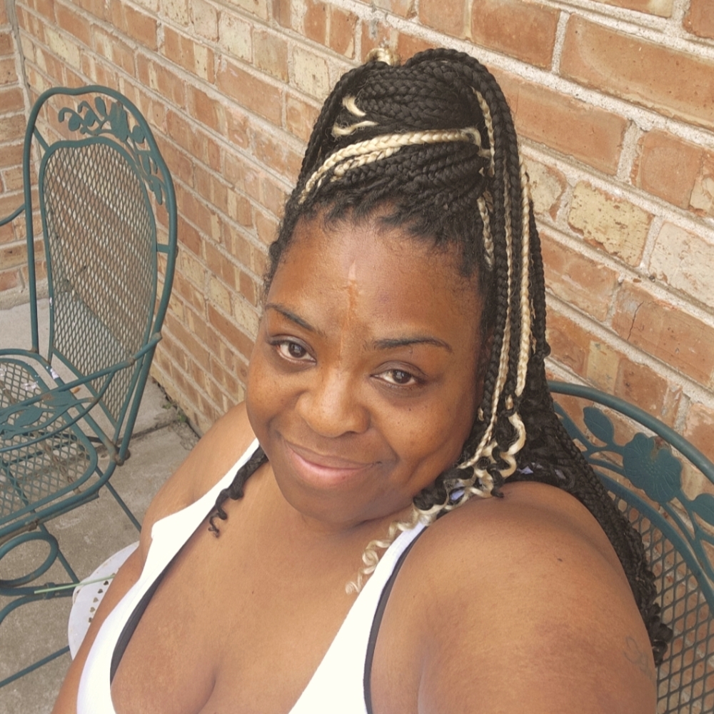 Meet your Posher, Andrea